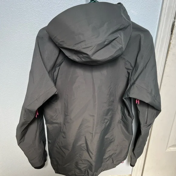 Patagonia super alpine goretex jacket - Picture 7 of 13